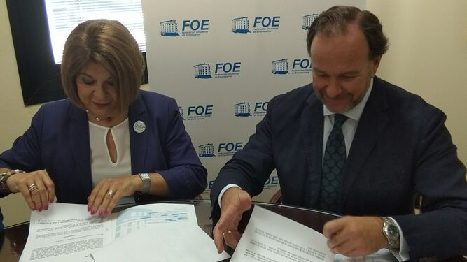 Firma de convenio FOE y la Asociación de Familiares de Personas con Alzheimer y otras demencias de Huelva (AFA Huelva)